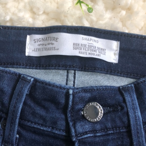 Levi Strauss Shaping High Rise Super Skinny Denim Jeans - Picture 4 of 11